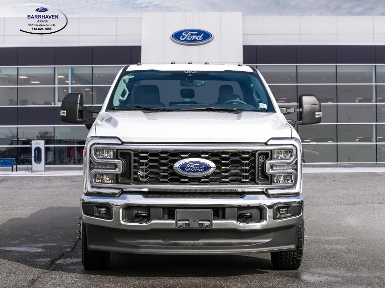 2026 Ford F-350 Super Duty DRW XLT Photo