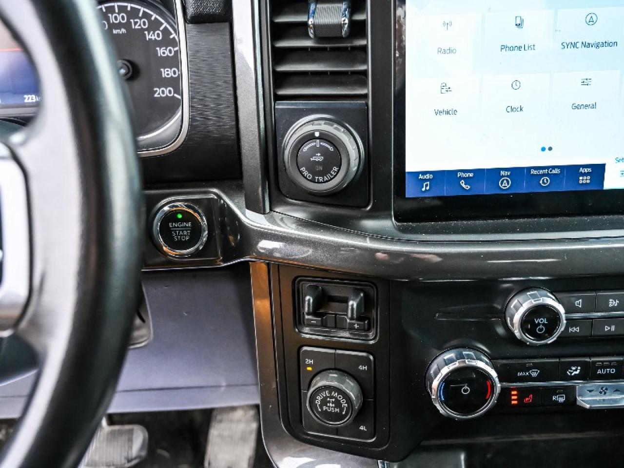 2023 Ford F-150 XLT Photo