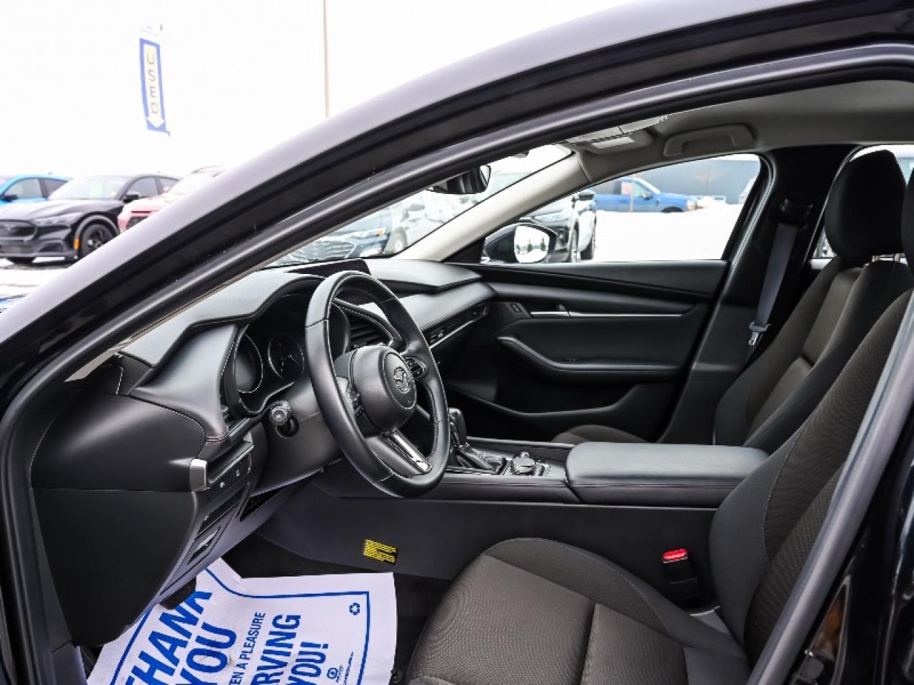 2024 Mazda MAZDA3 GS Photo