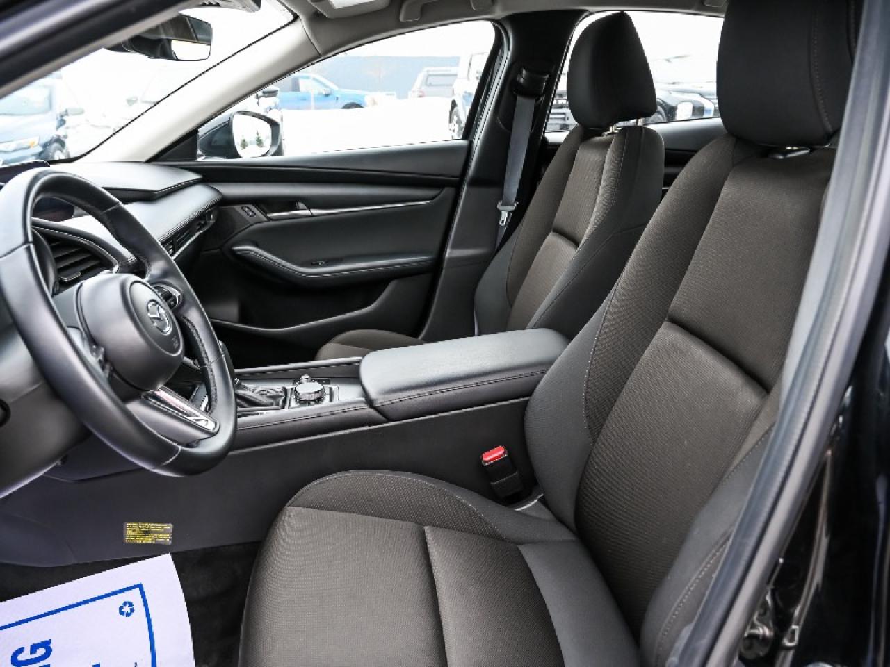 2024 Mazda MAZDA3 GS Photo