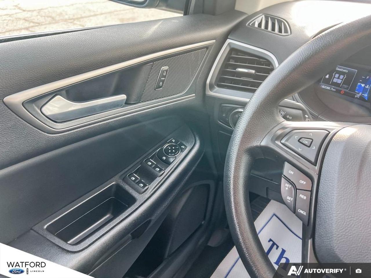 2024 Ford Edge SEL AWD Photo