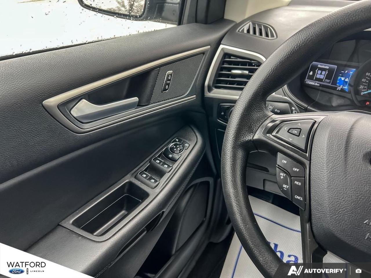 2024 Ford Edge SEL AWD Photo