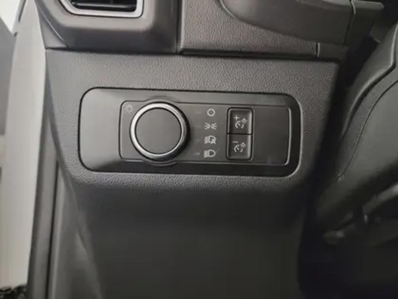 13605071.822297765