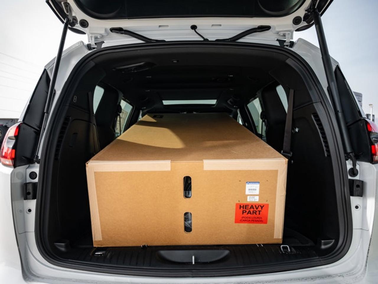 2026 Chrysler Pacifica Select Photo