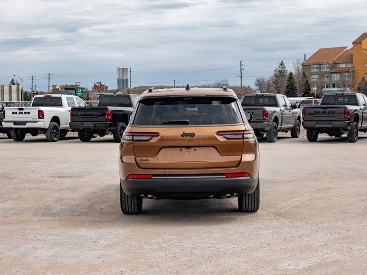 2026 Jeep Grand Cherokee L Limited Photo