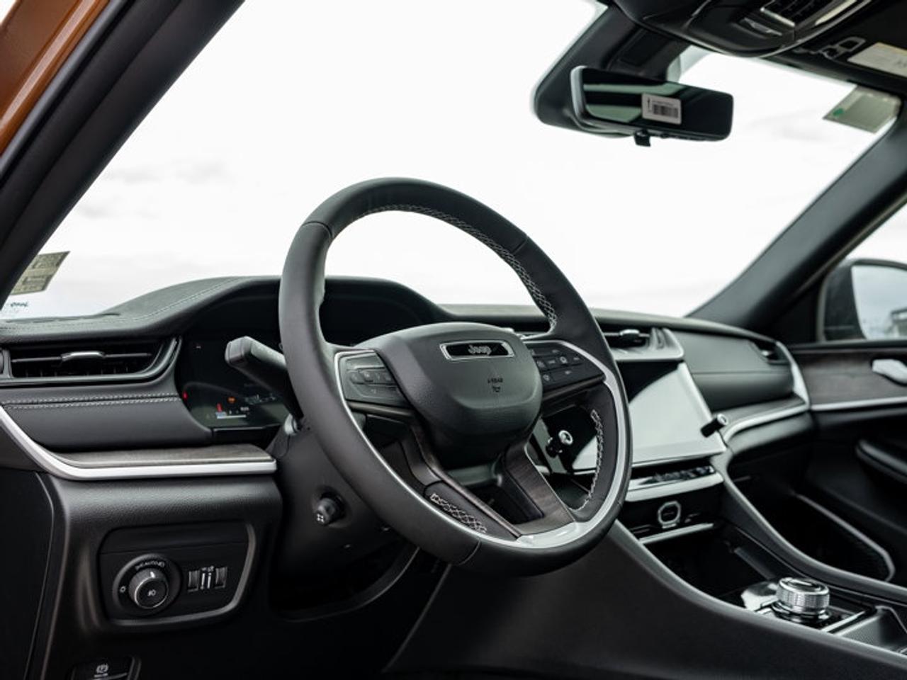 2026 Jeep Grand Cherokee L Limited Photo