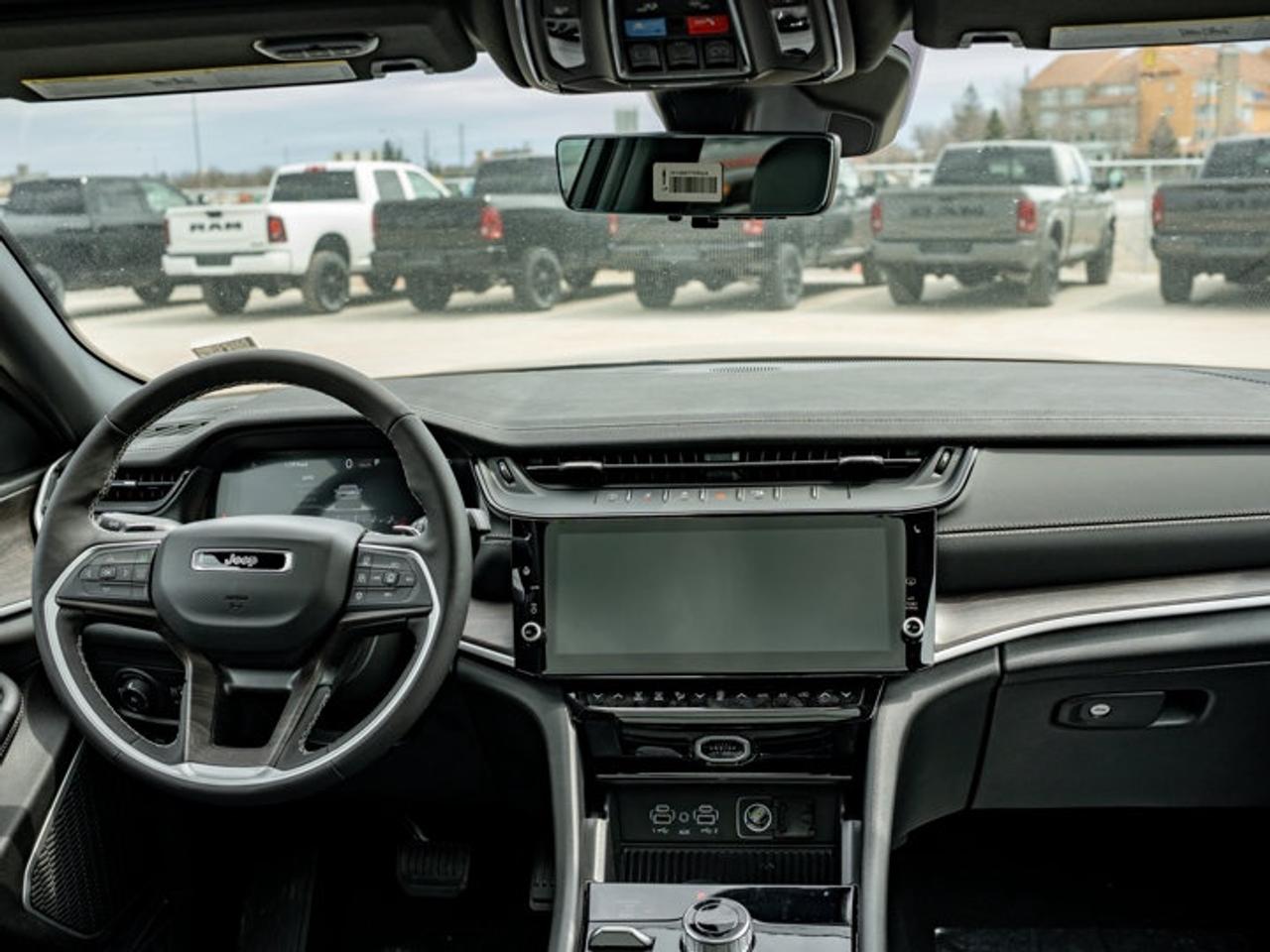 2026 Jeep Grand Cherokee L Limited Photo