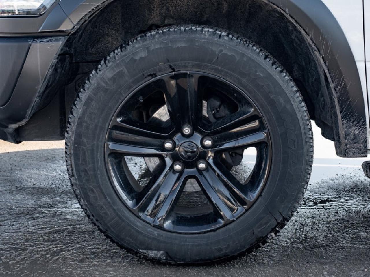 2023 RAM 1500 Classic WARLOCK Photo