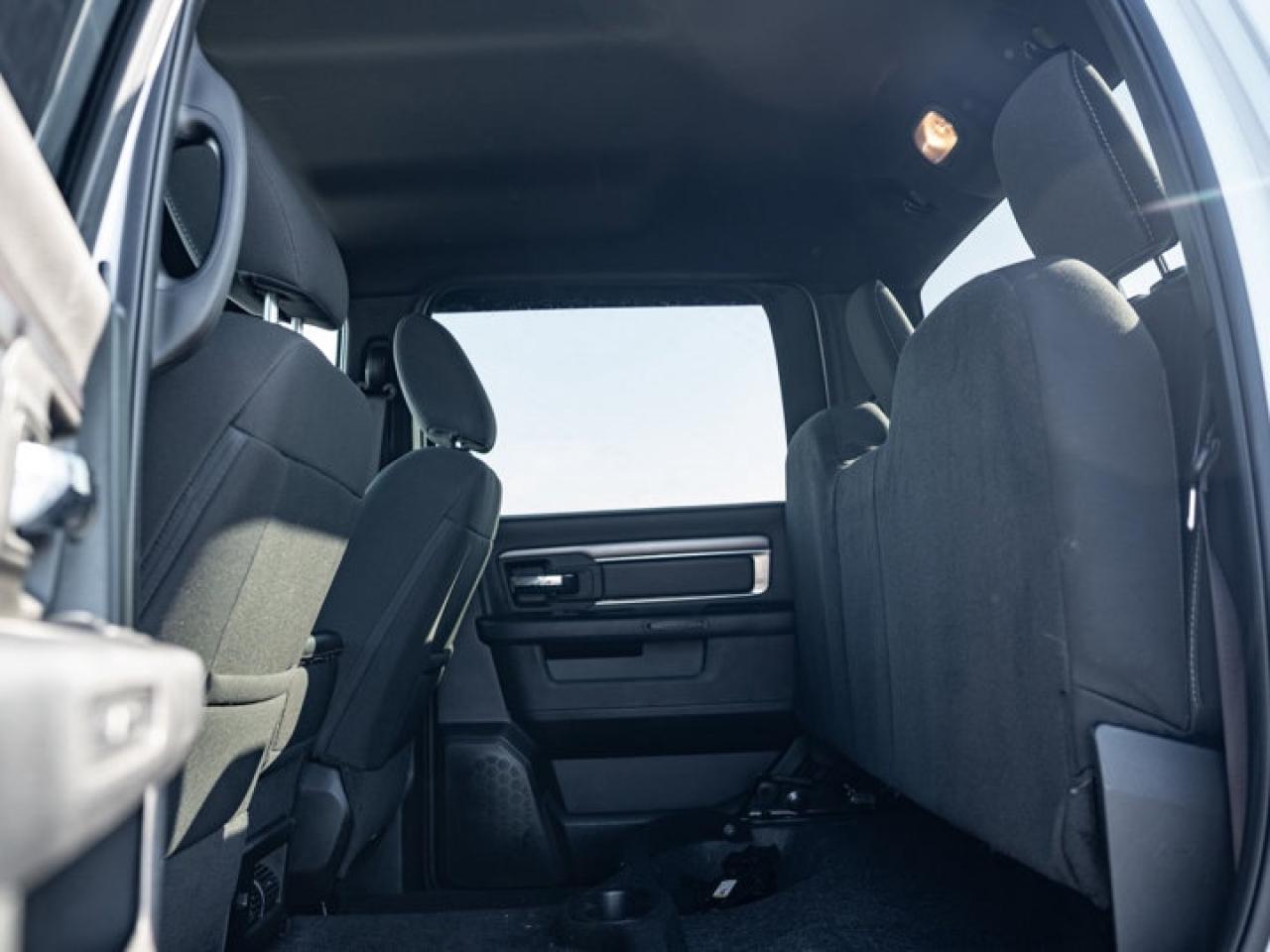 2023 RAM 1500 Classic WARLOCK Photo