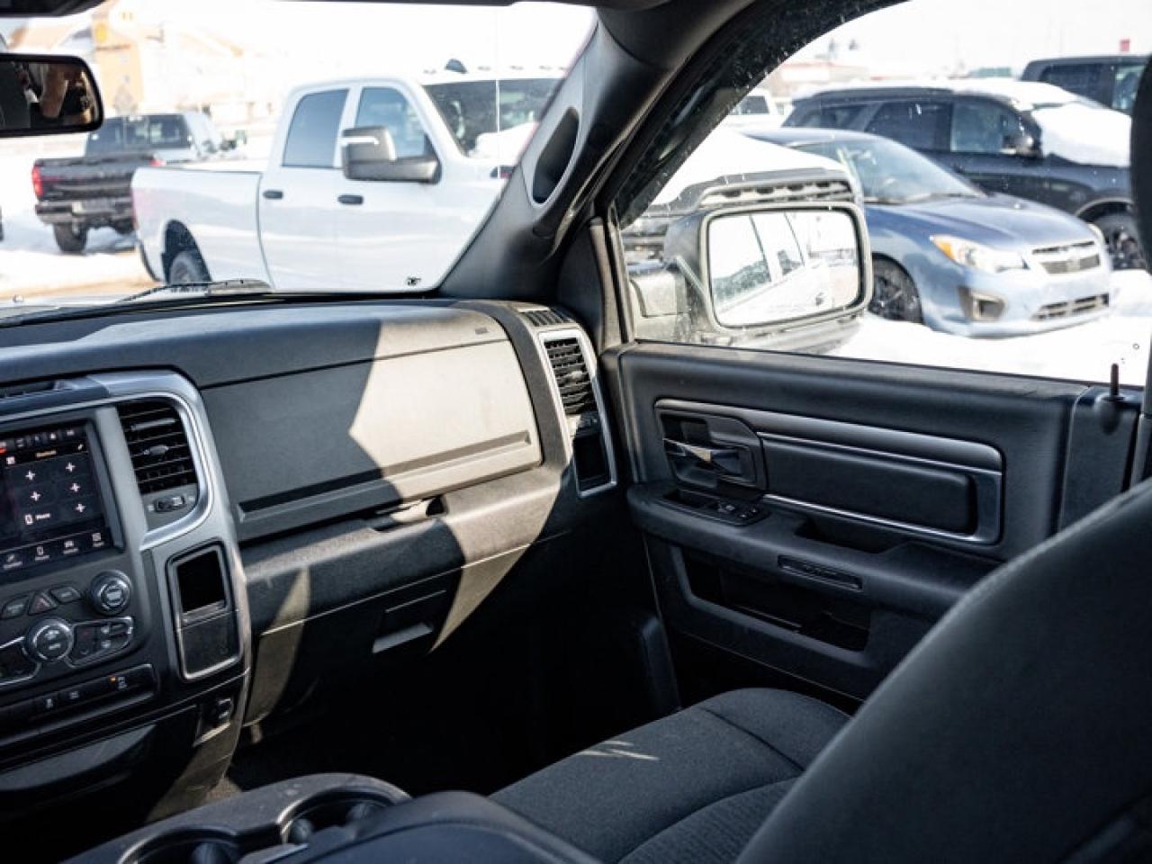 2023 RAM 1500 Classic WARLOCK Photo