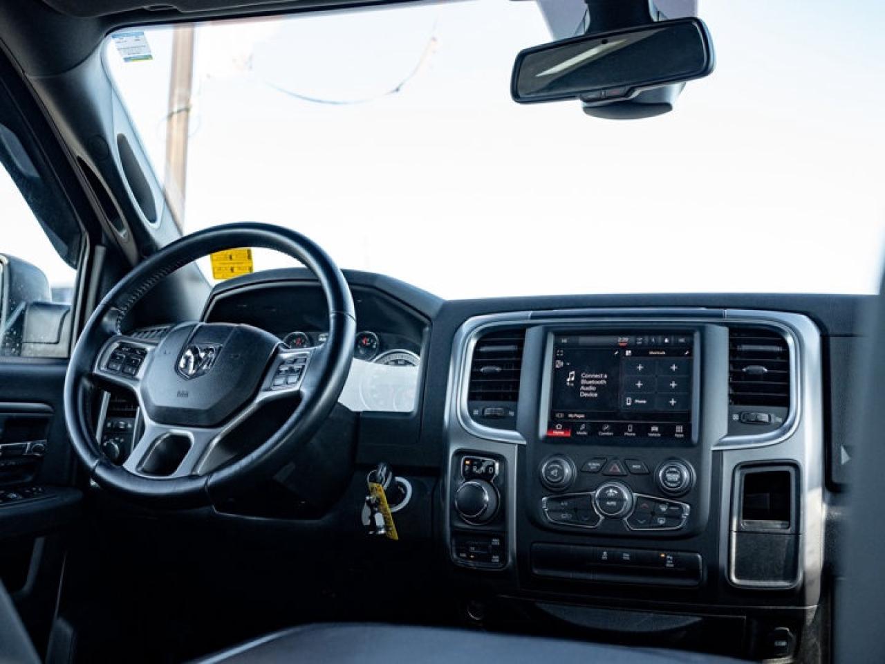 2023 RAM 1500 Classic WARLOCK Photo