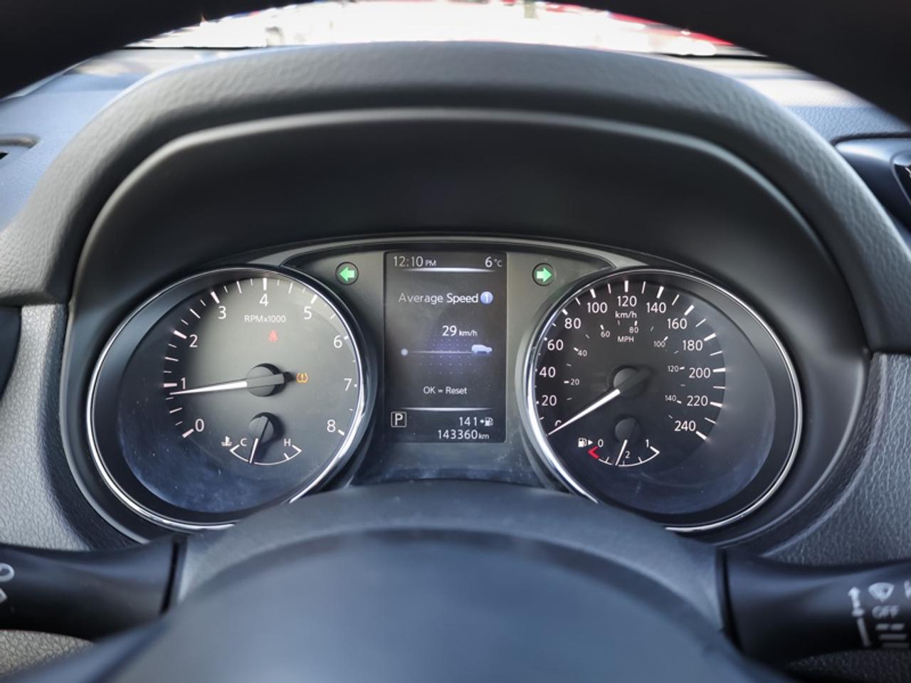 2017 Nissan Rogue - $97 B/W Photo