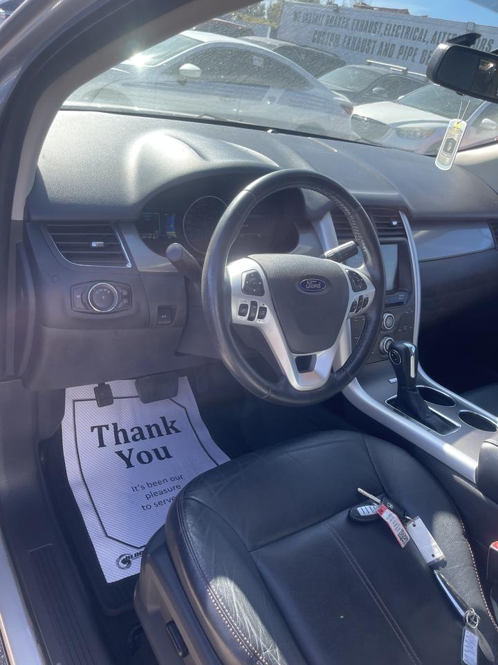 2013 Ford Edge SEL Photo