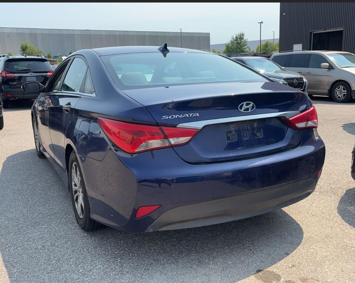 2014 Hyundai Sonata GLS Photo2