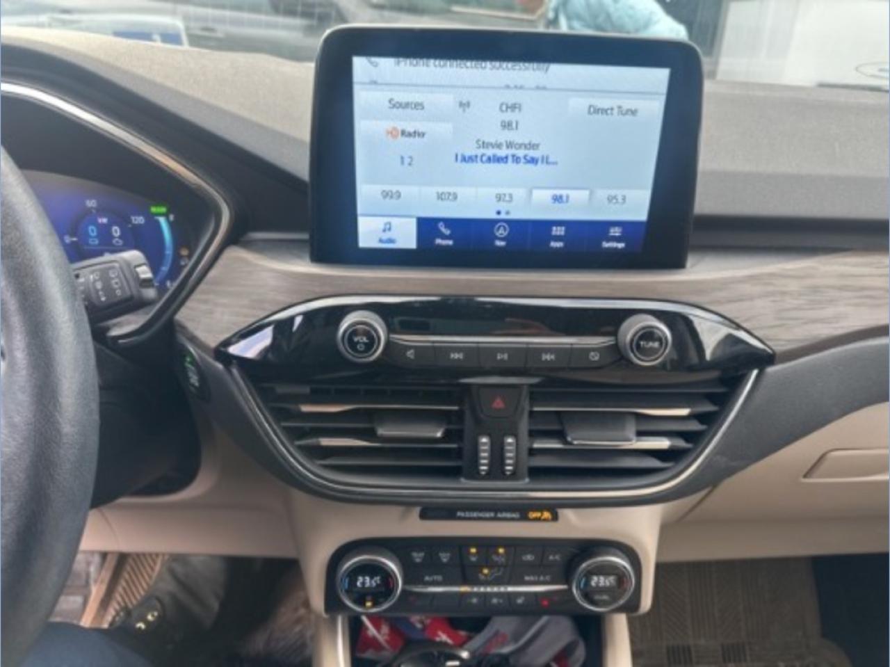 2020 Ford Escape Titanium Hybrid 400A|INCOMING|LEATHER|LOW KM|HYBRID Photo