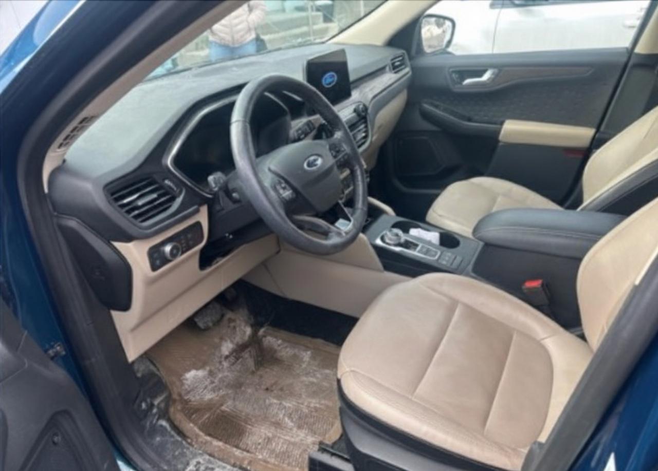 2020 Ford Escape Titanium Hybrid 400A|INCOMING|LEATHER|LOW KM|HYBRID Photo