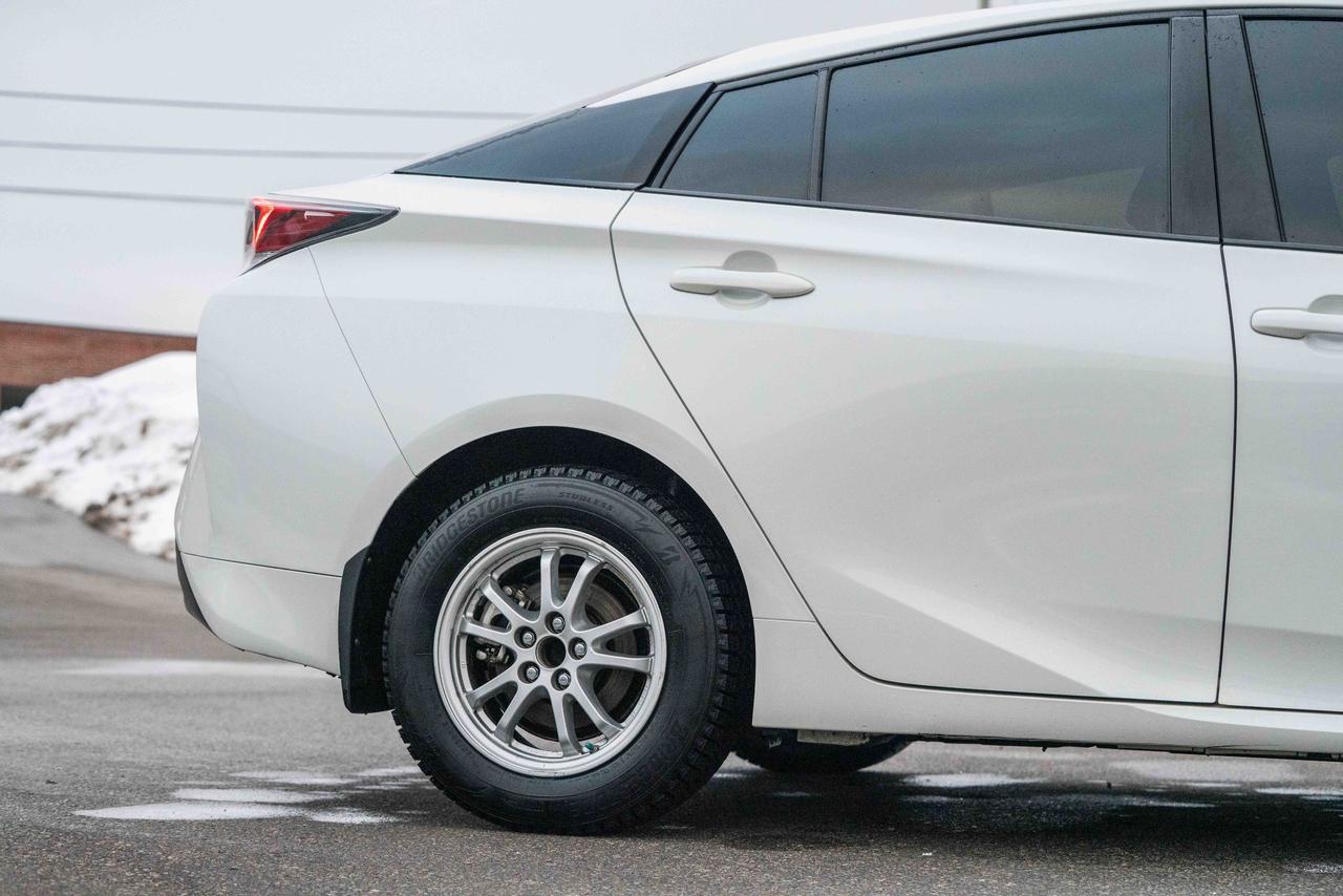 2017 Toyota Prius Base Photo