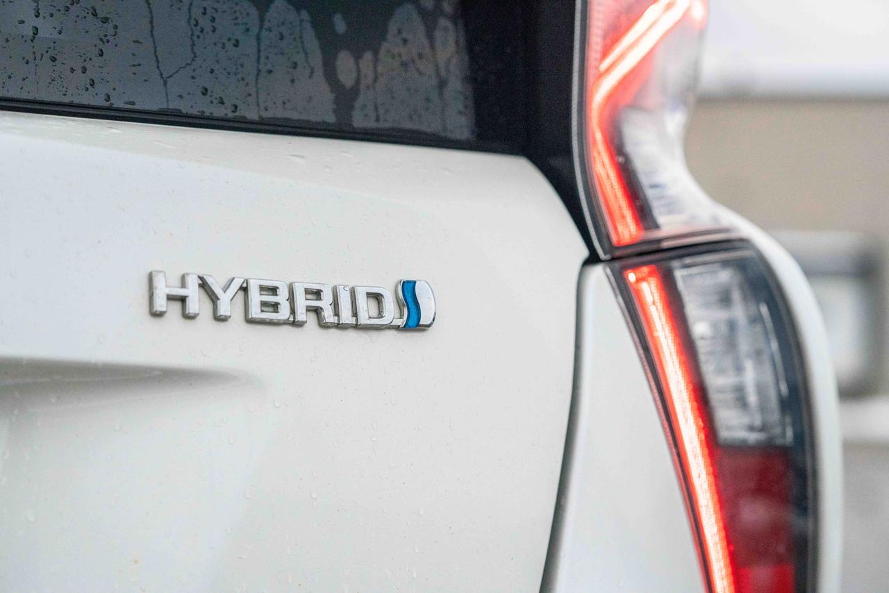 2017 Toyota Prius Base Photo