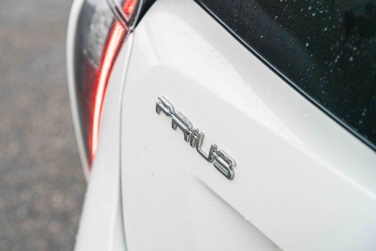 2017 Toyota Prius Base Photo