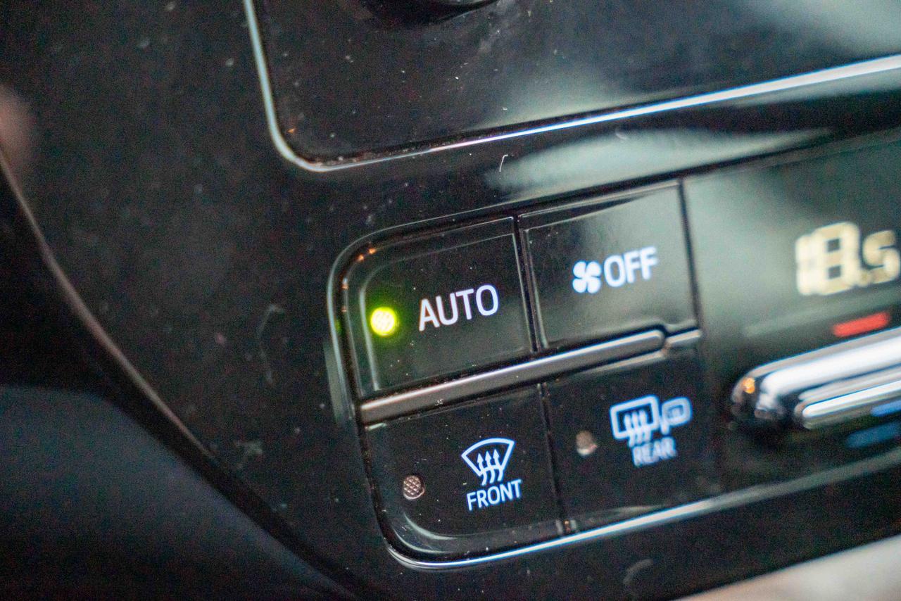 2017 Toyota Prius Base Photo