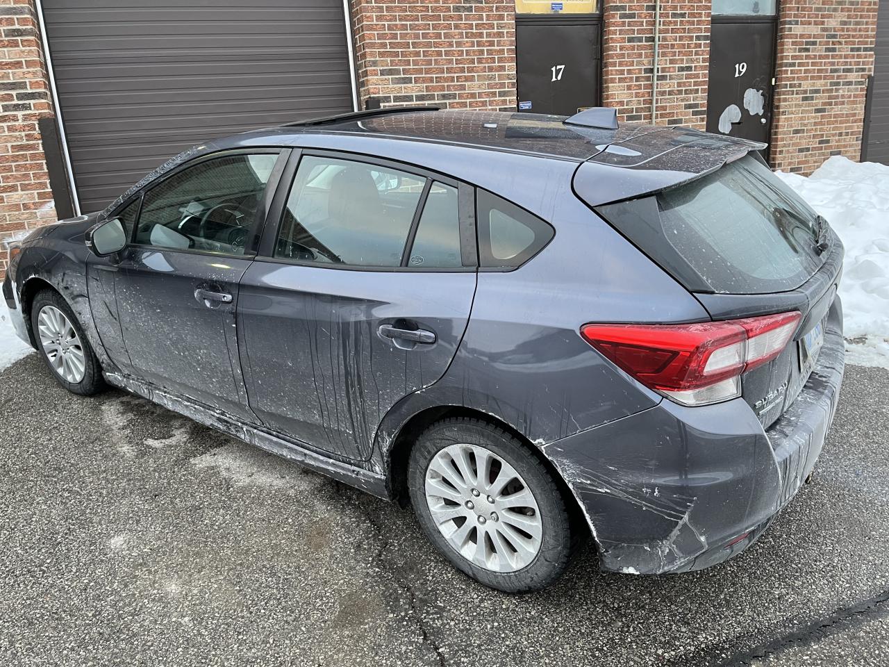 2017 Subaru Impreza SPORT AWD - MOONROOF - AUTOMATIC TRANSMISSION-ONLY $9,999.00!!! Photo3