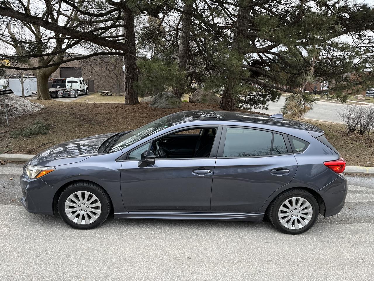 2017 Subaru Impreza SPORT AWD - MOONROOF - AUTOMATIC TRANSMISSION-ONLY $9,999.00!!! Photo