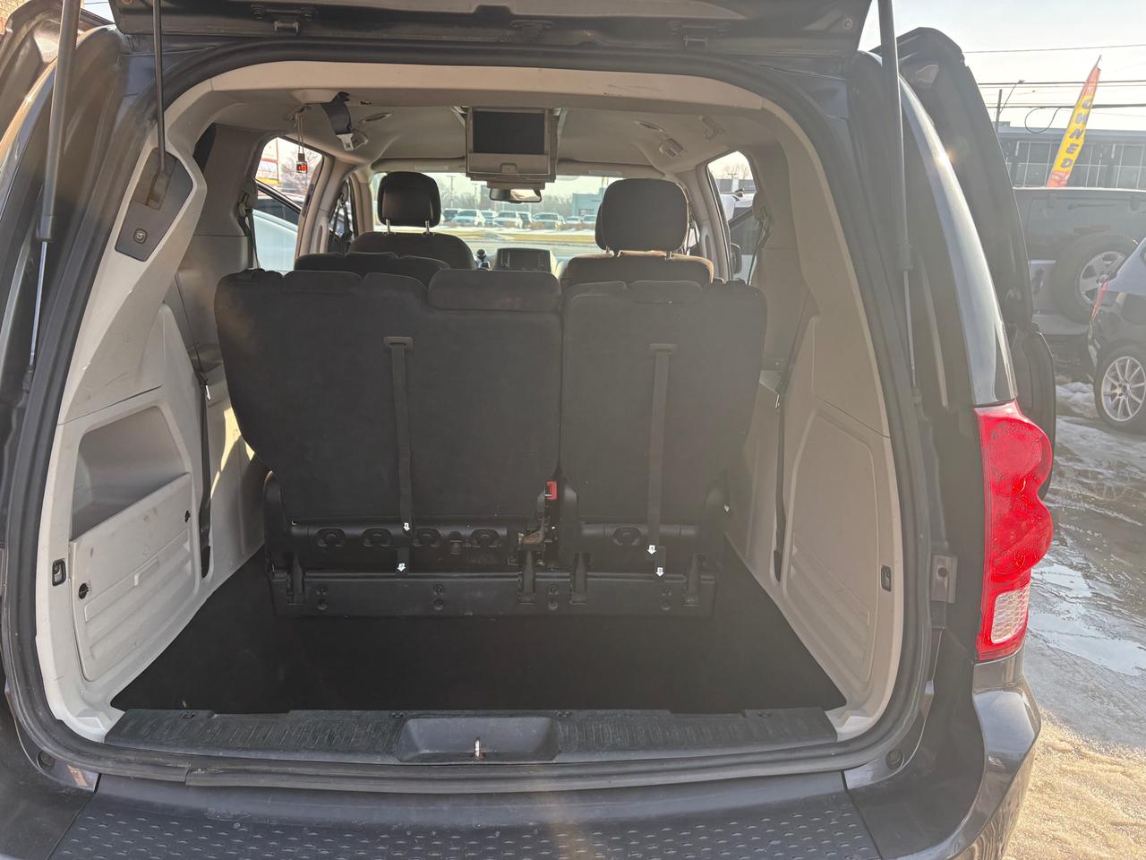 2016 Dodge Grand Caravan Crew, One Owner, Clean Carfax, Safety Ready, $5000 per claim-1 year Warranty. Financing Available Photo