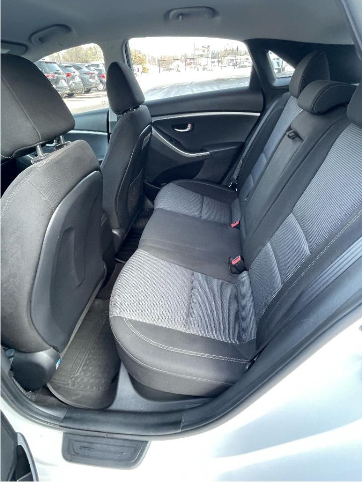 2016 Hyundai Elantra GT GL Photo