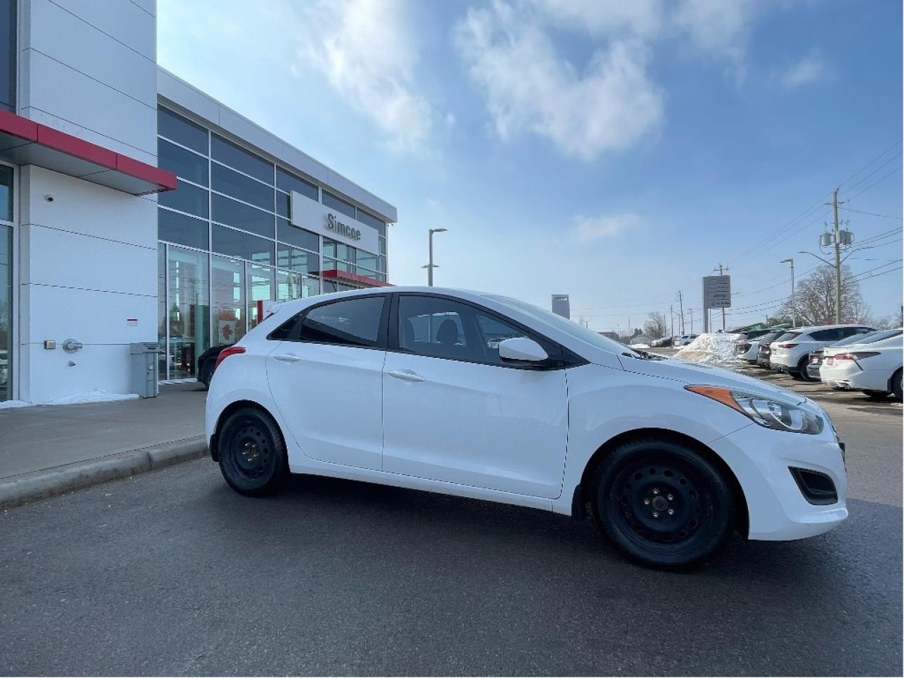 2016 Hyundai Elantra GT GL Photo