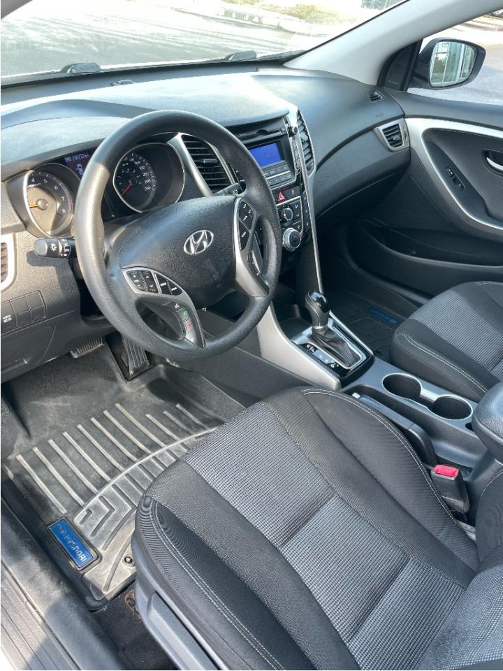 2016 Hyundai Elantra GT GL Photo