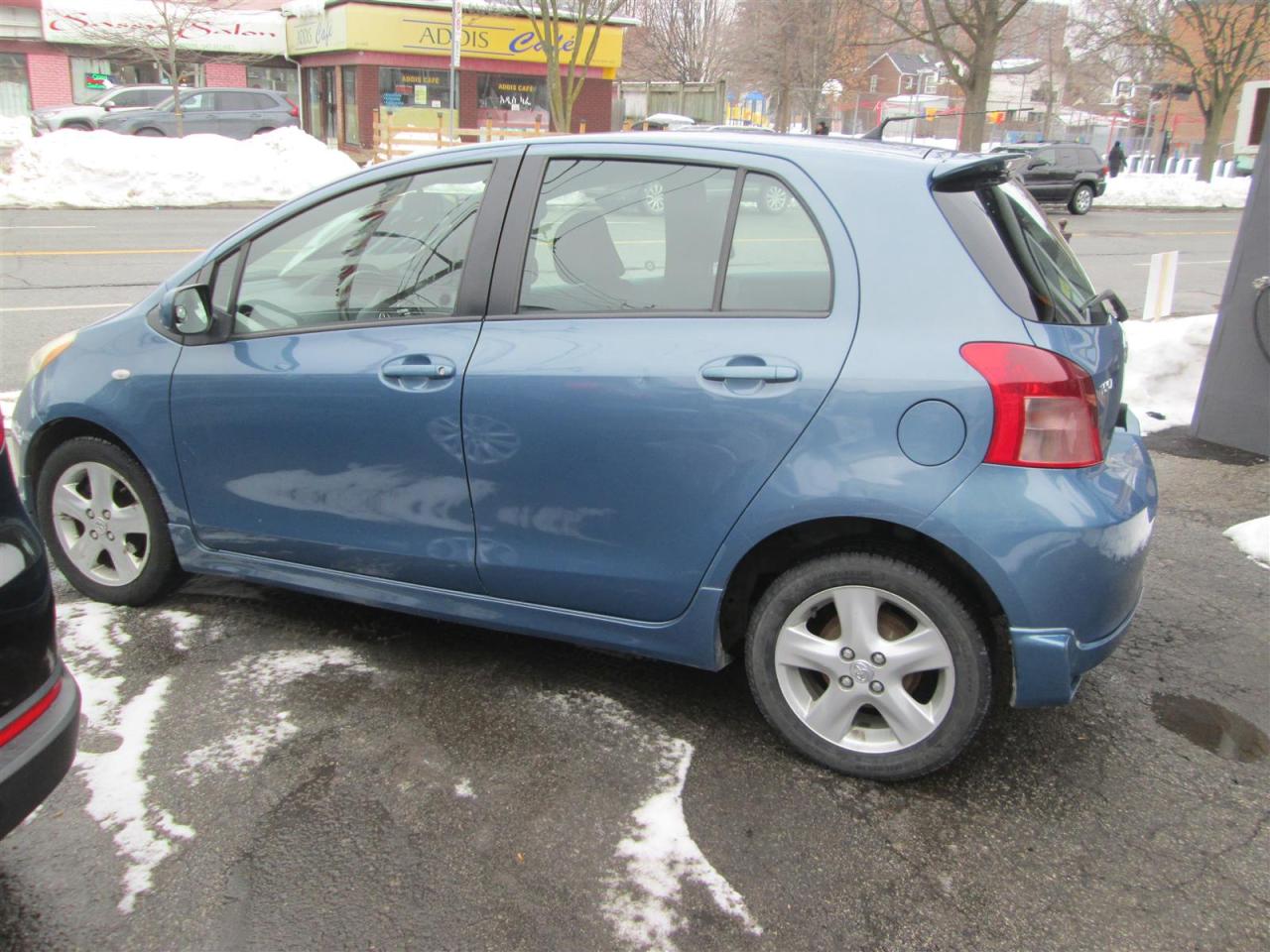 2008 Toyota Yaris Liftback S 5-Door AT Photo
