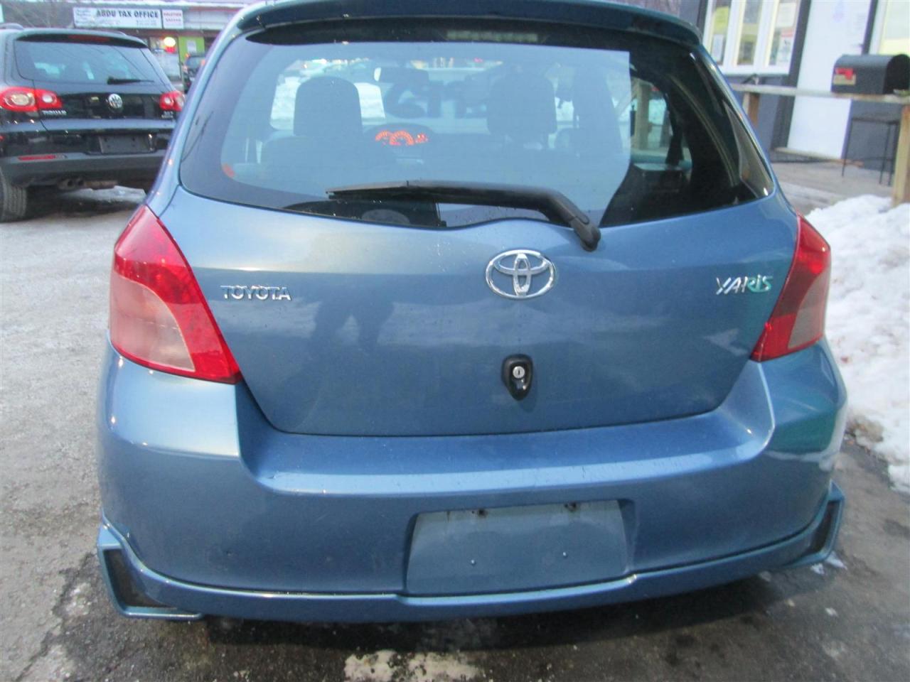 2008 Toyota Yaris Liftback S 5-Door AT Photo