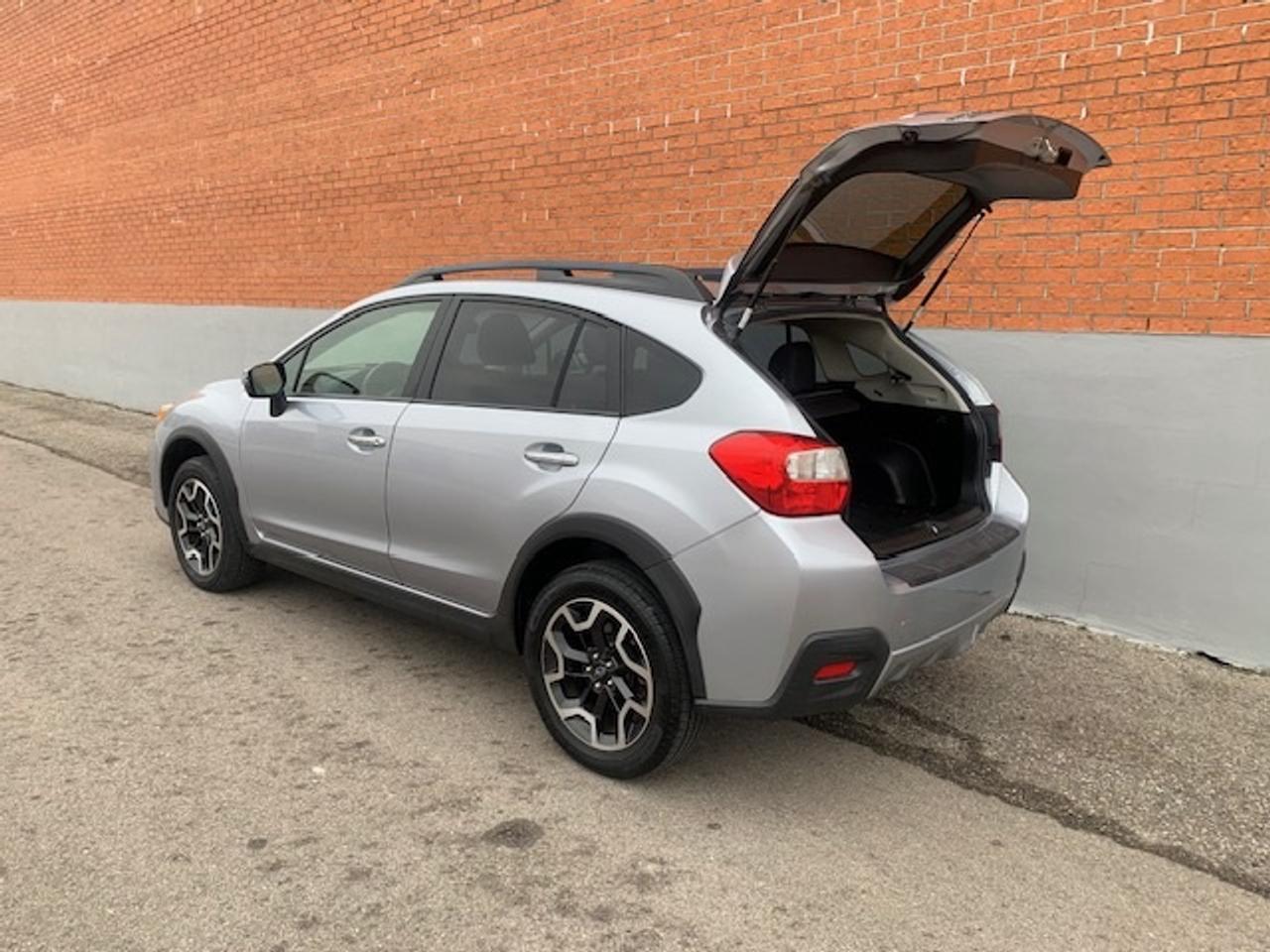 2016 Subaru Crosstrek 2.0i AWD LIMITED Photo