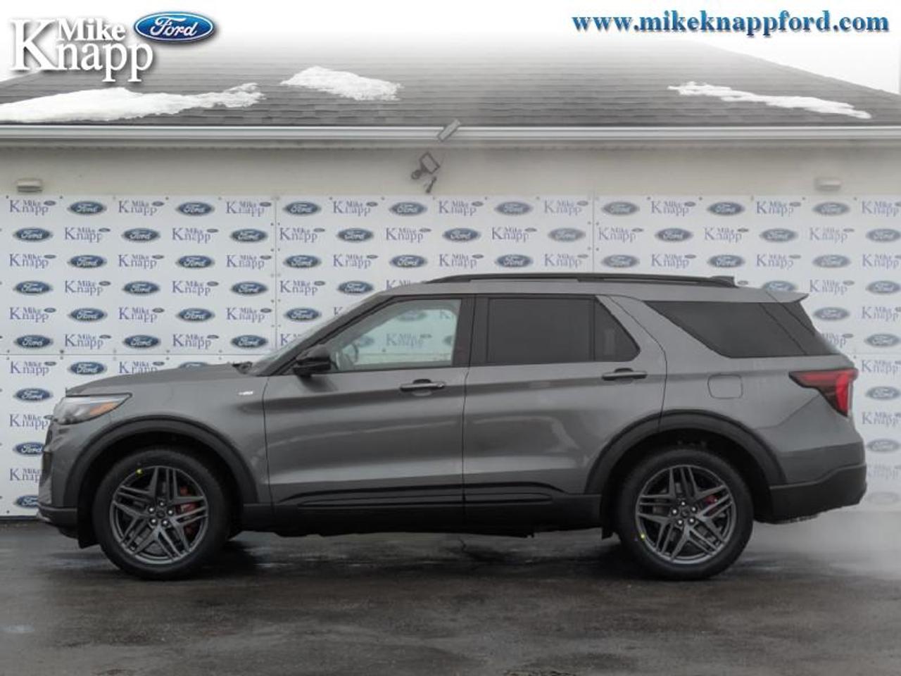 2026 Ford Explorer ST-Line Photo