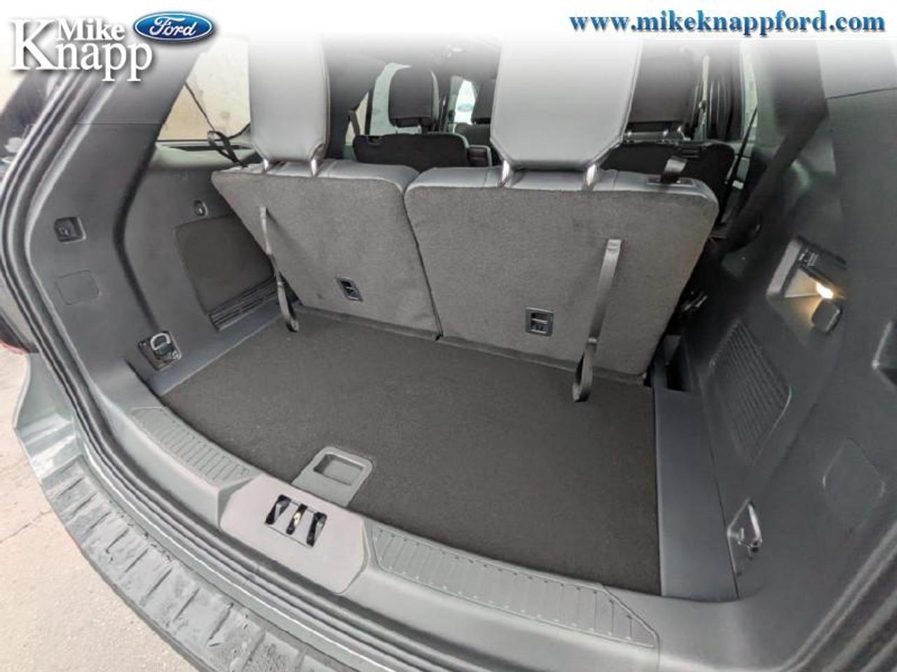 2026 Ford Explorer ST-Line Photo