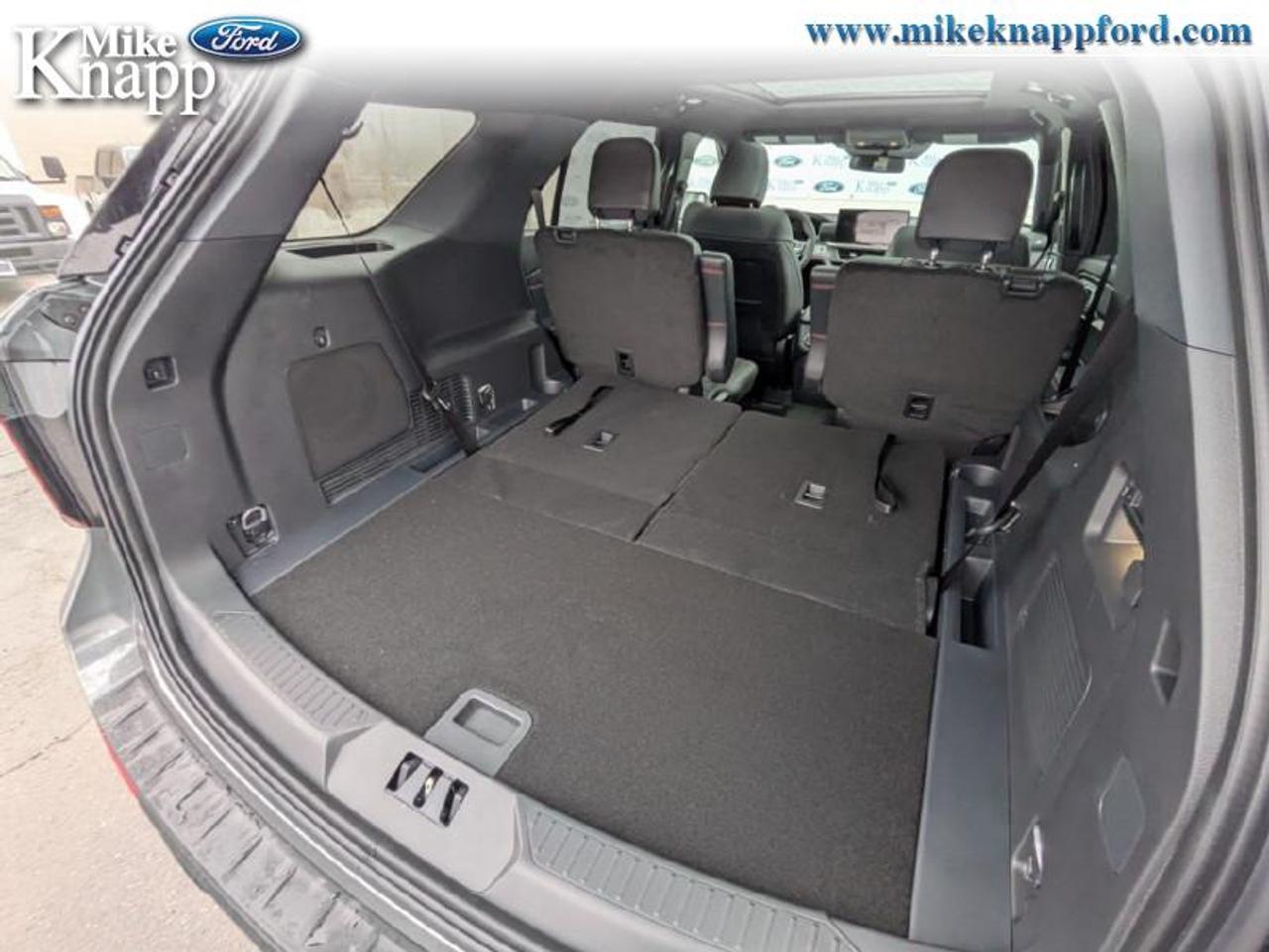 2026 Ford Explorer ST-Line Photo