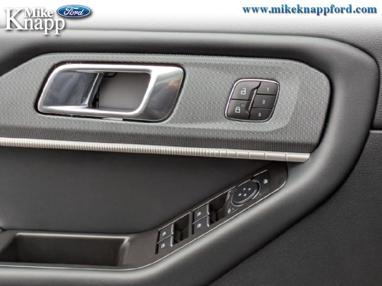 2026 Ford Explorer ST-Line Photo