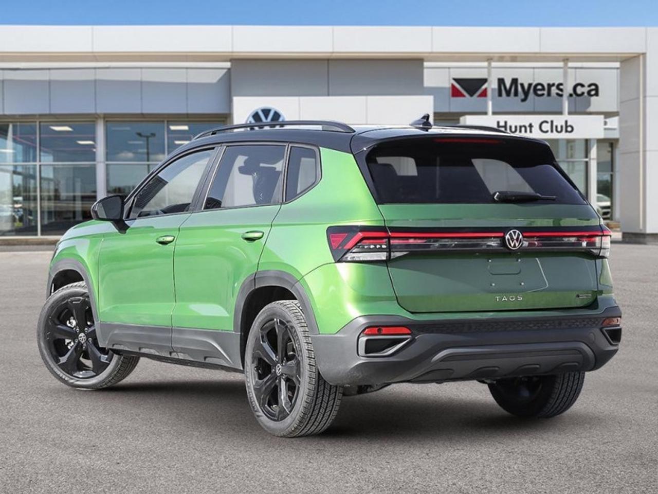 2026 Volkswagen Taos Comfortline Black Edition Photo3