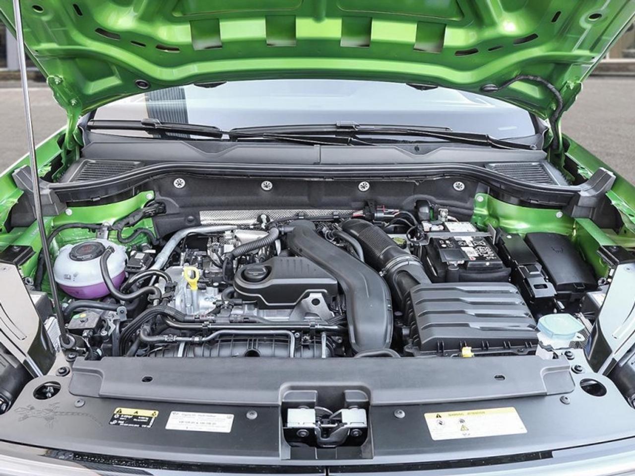 2026 Volkswagen Taos Comfortline Black Edition Photo