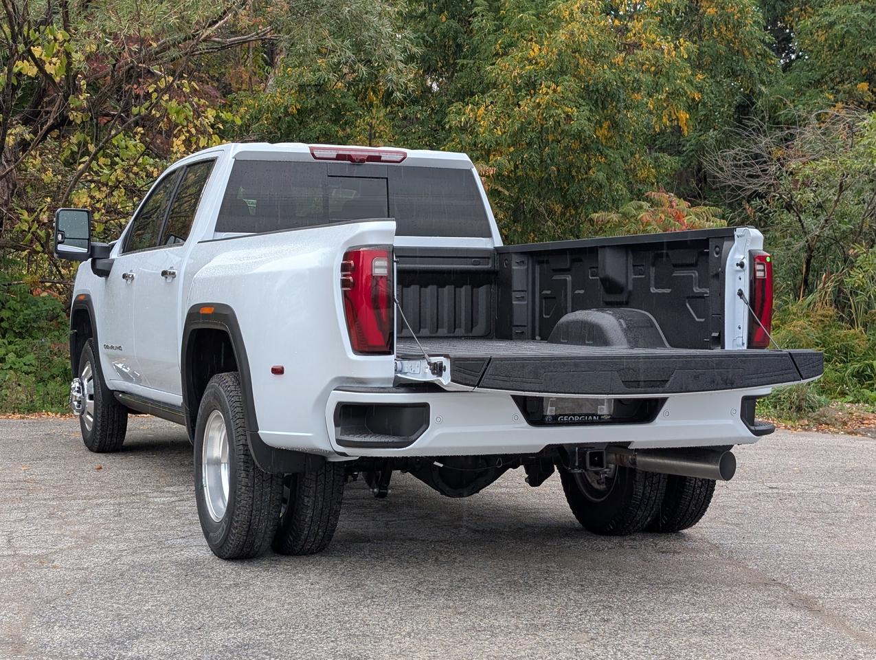2026 GMC Sierra 3500HD Denali Ultimate Photo