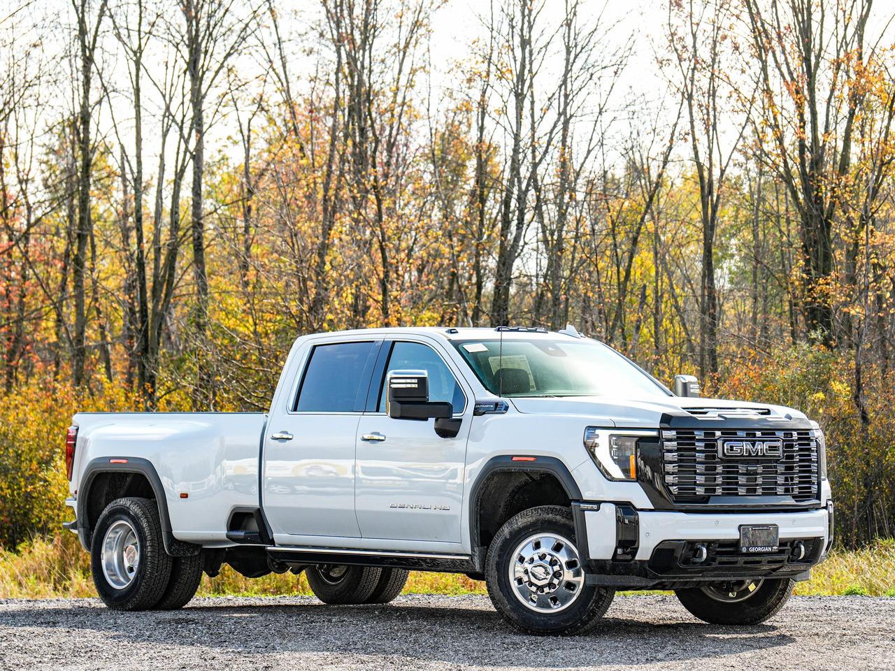 2026 GMC Sierra 3500HD Denali Ultimate Photo5