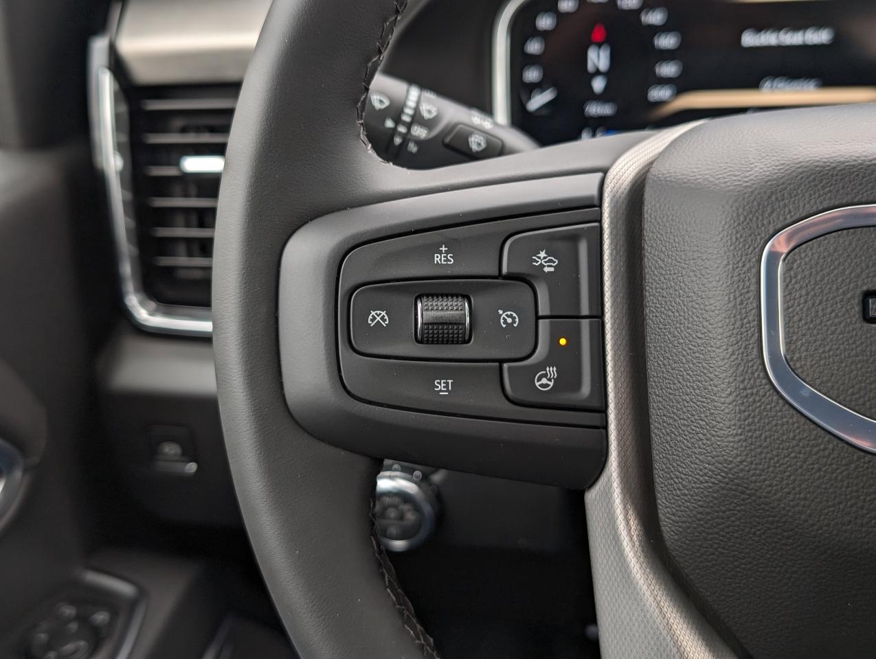 2026 GMC SIERRA 2500HD DENALI Photo