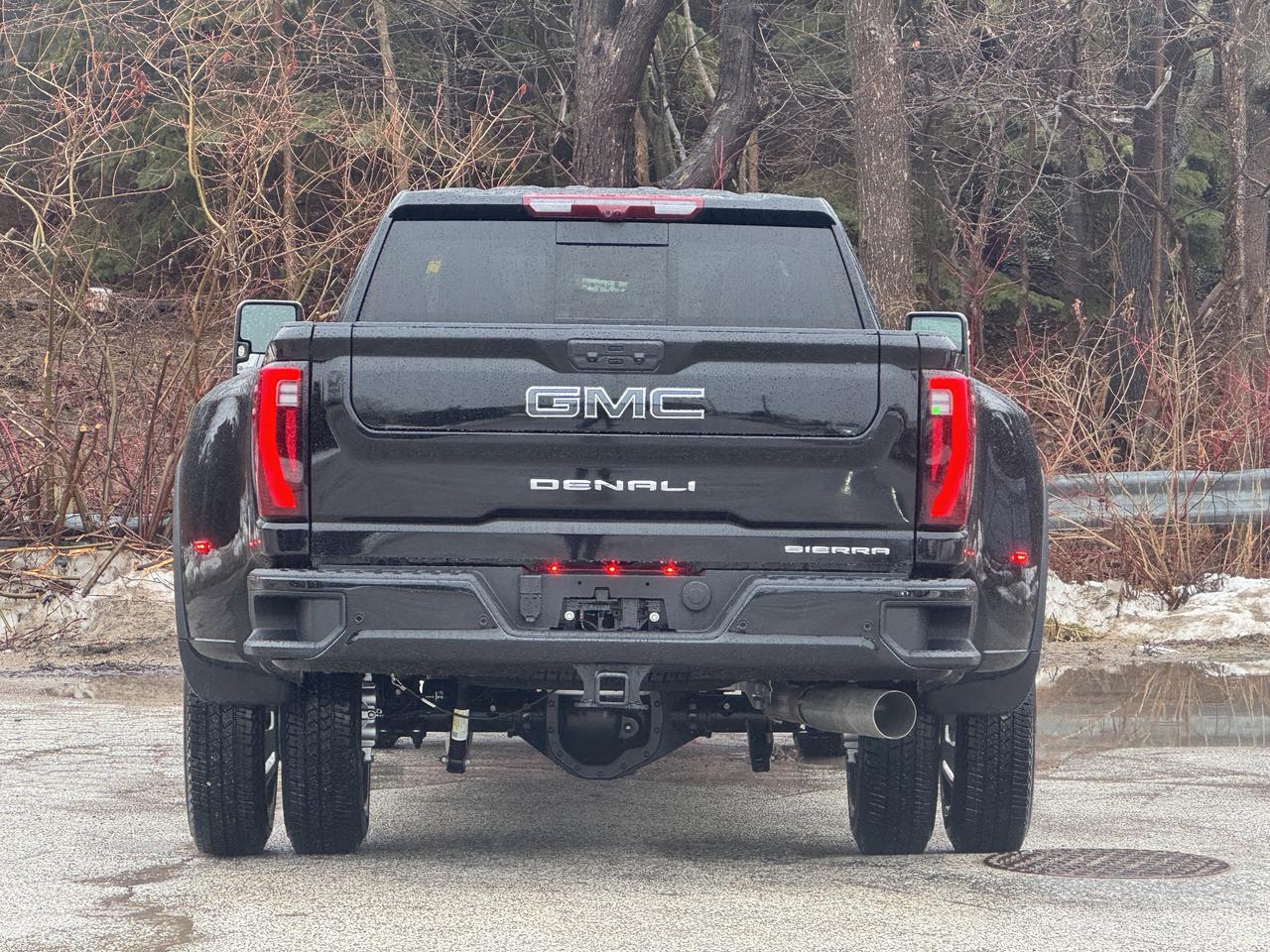 2026 GMC Sierra 3500HD Denali Ultimate Photo