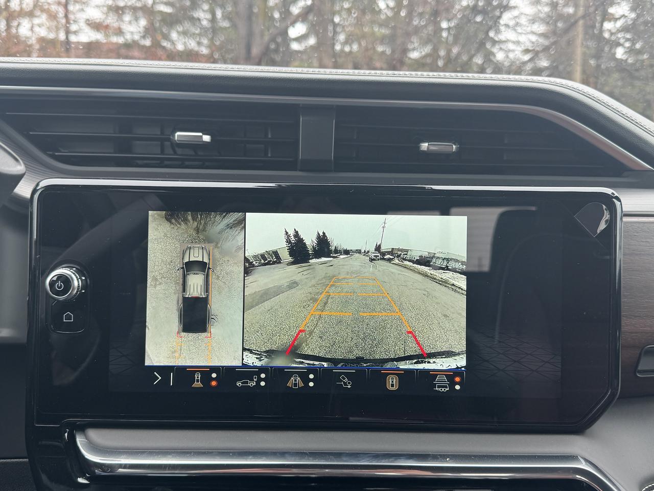2026 GMC Sierra 3500HD Denali Ultimate Photo