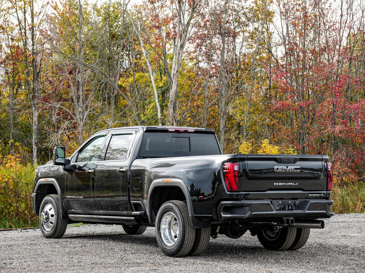 2026 GMC Sierra 3500HD Denali Ultimate Photo