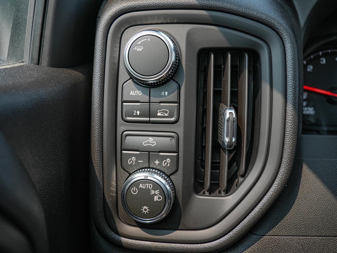 2026 GMC Sierra 1500 PRO Photo