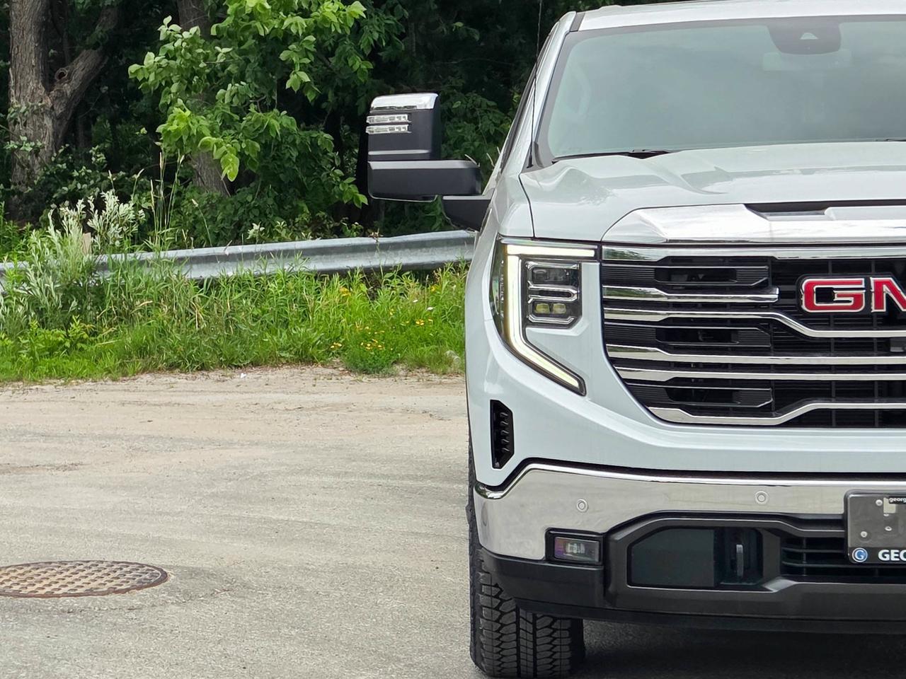 2026 GMC Sierra 1500 SLT Photo
