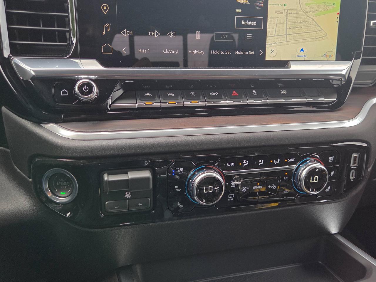 2026 GMC Sierra 1500 SLT Photo