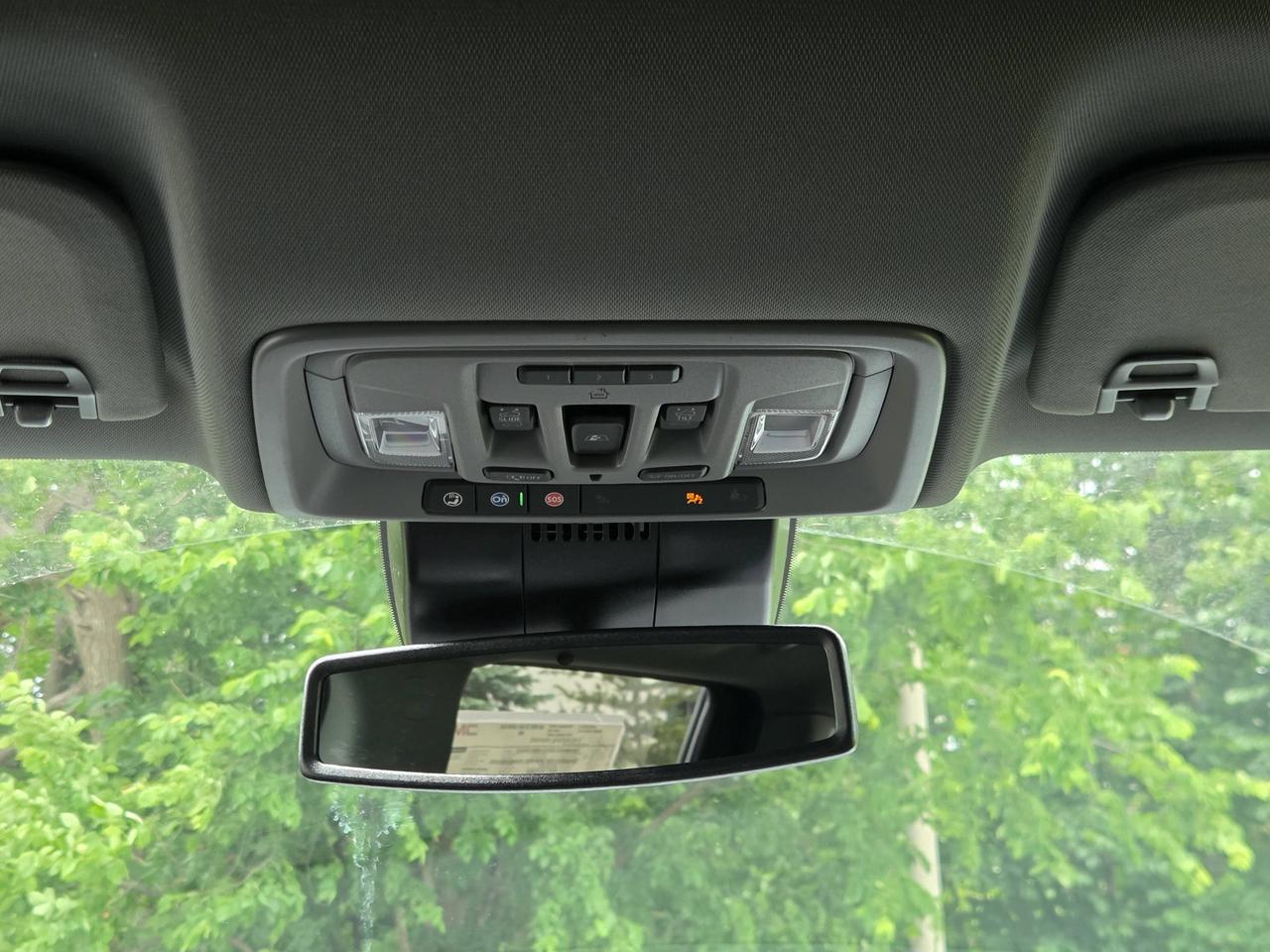 2026 GMC Sierra 1500 SLT Photo