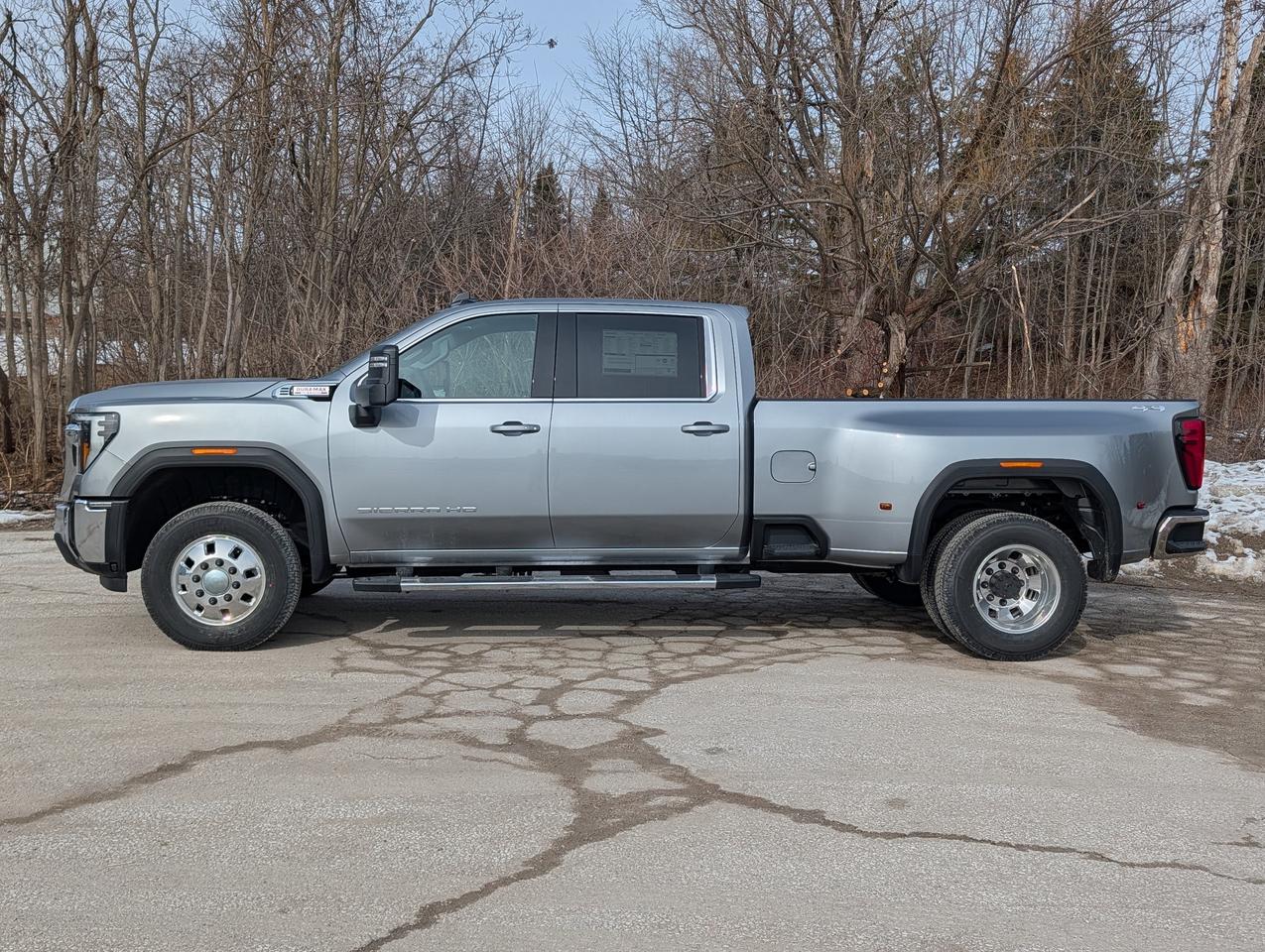 2026 GMC Sierra 3500HD SLE Photo